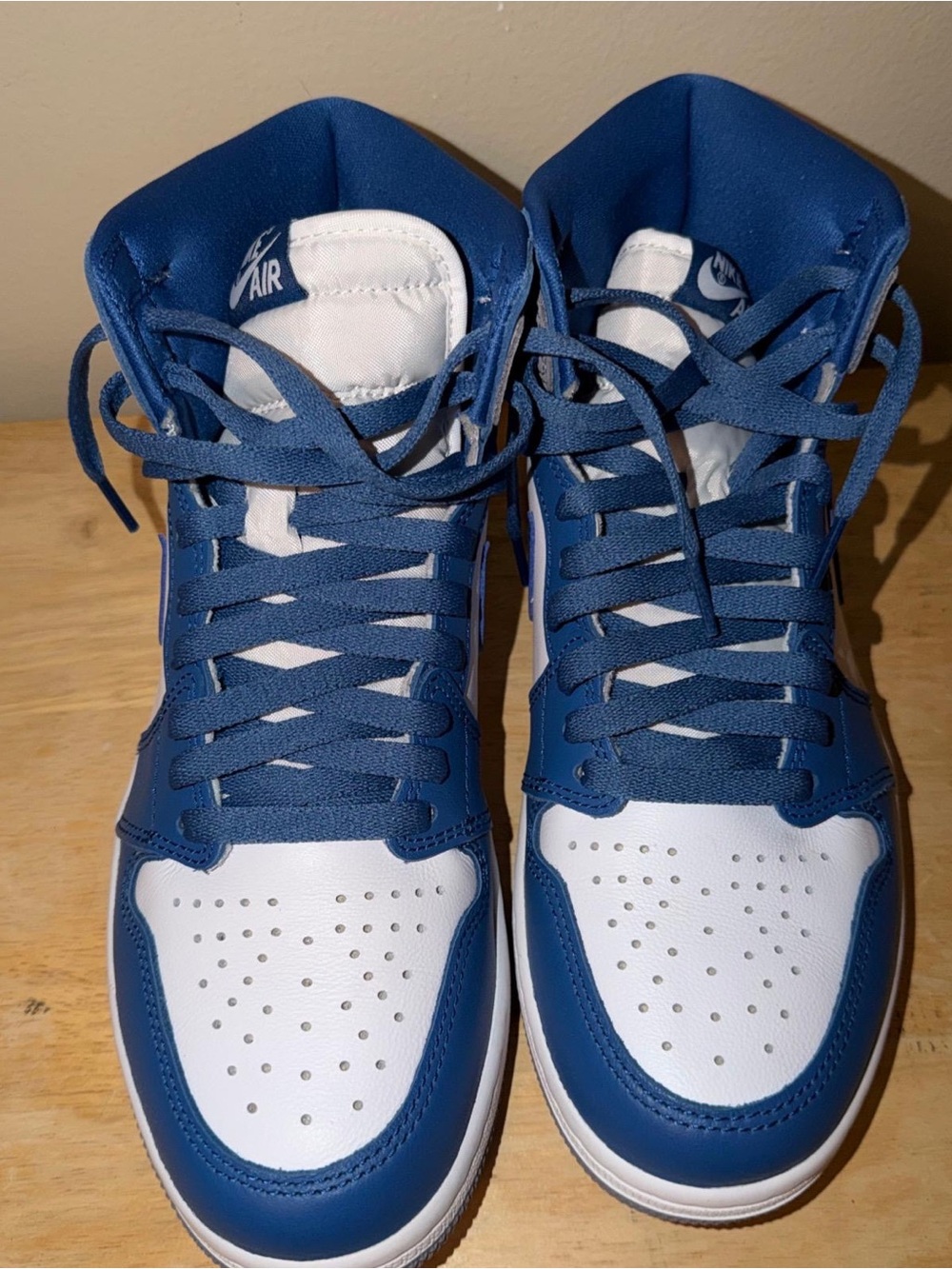 Nike High-Top Sneakers in Blue and White